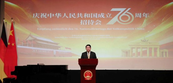 中国驻德国大使邓洪波讲话。中国驻德国使馆供图